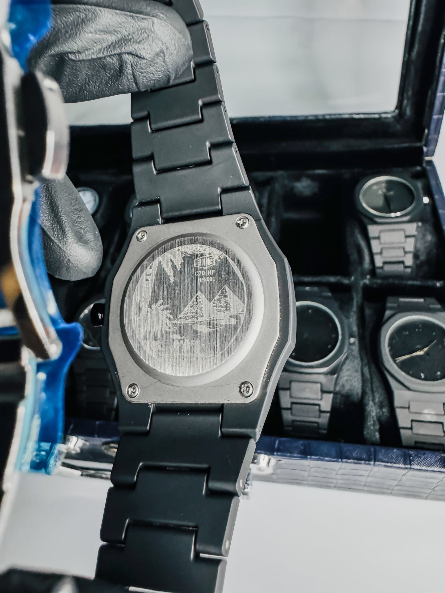 Black Arabic Aura Watch - Hero Face