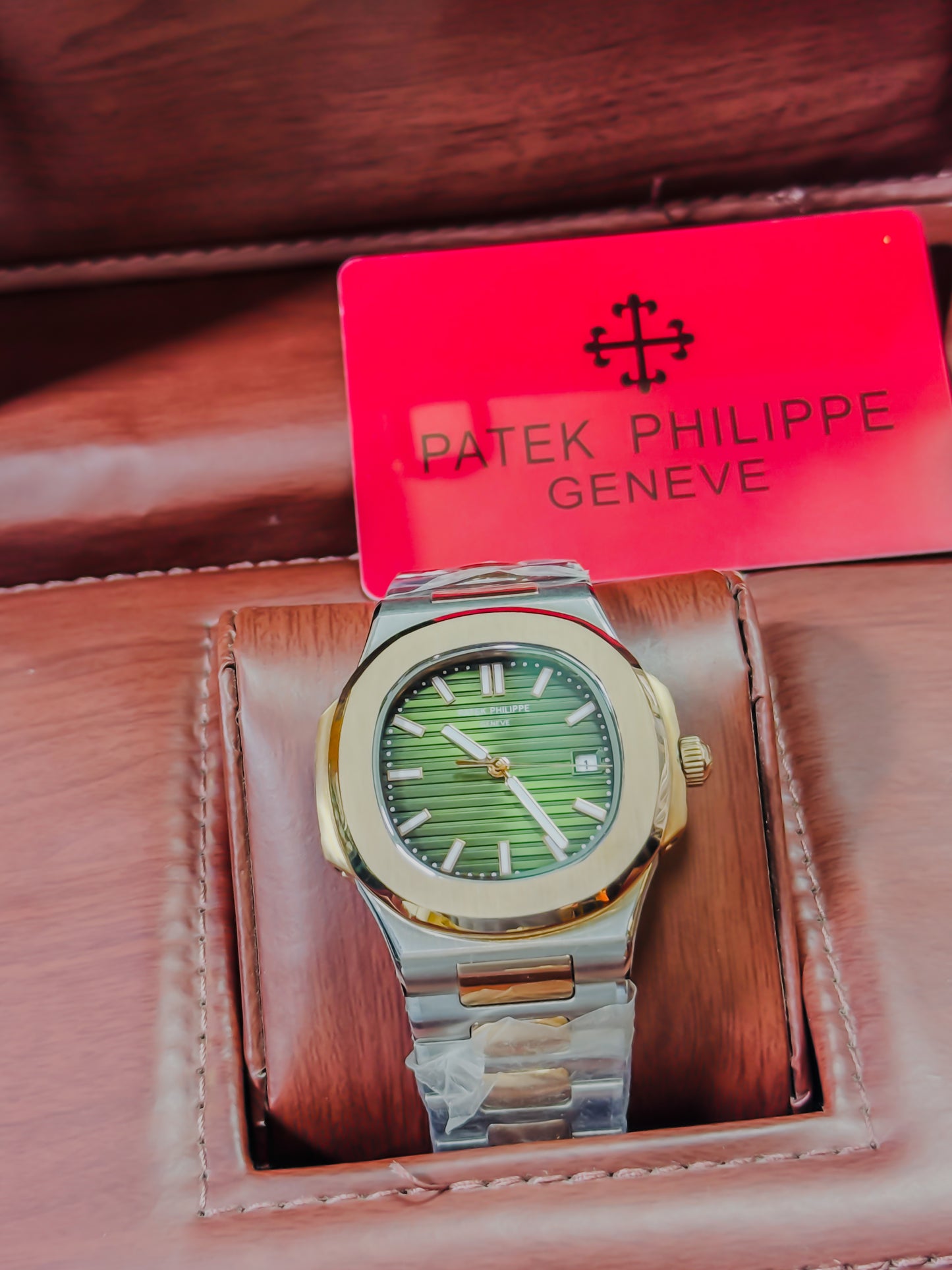 Patek Philippe Nautilus - Two Tone Automatic – Luxury Edition