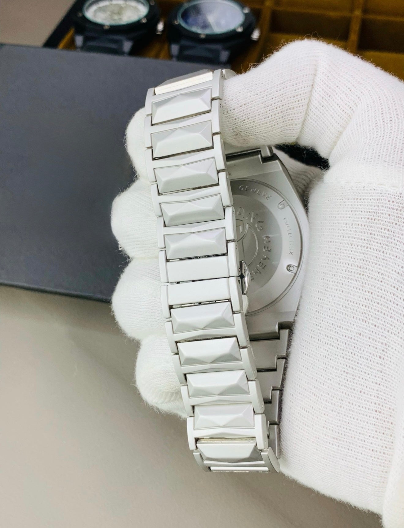 Diamond Cut Spider Black Dial Silver Edition