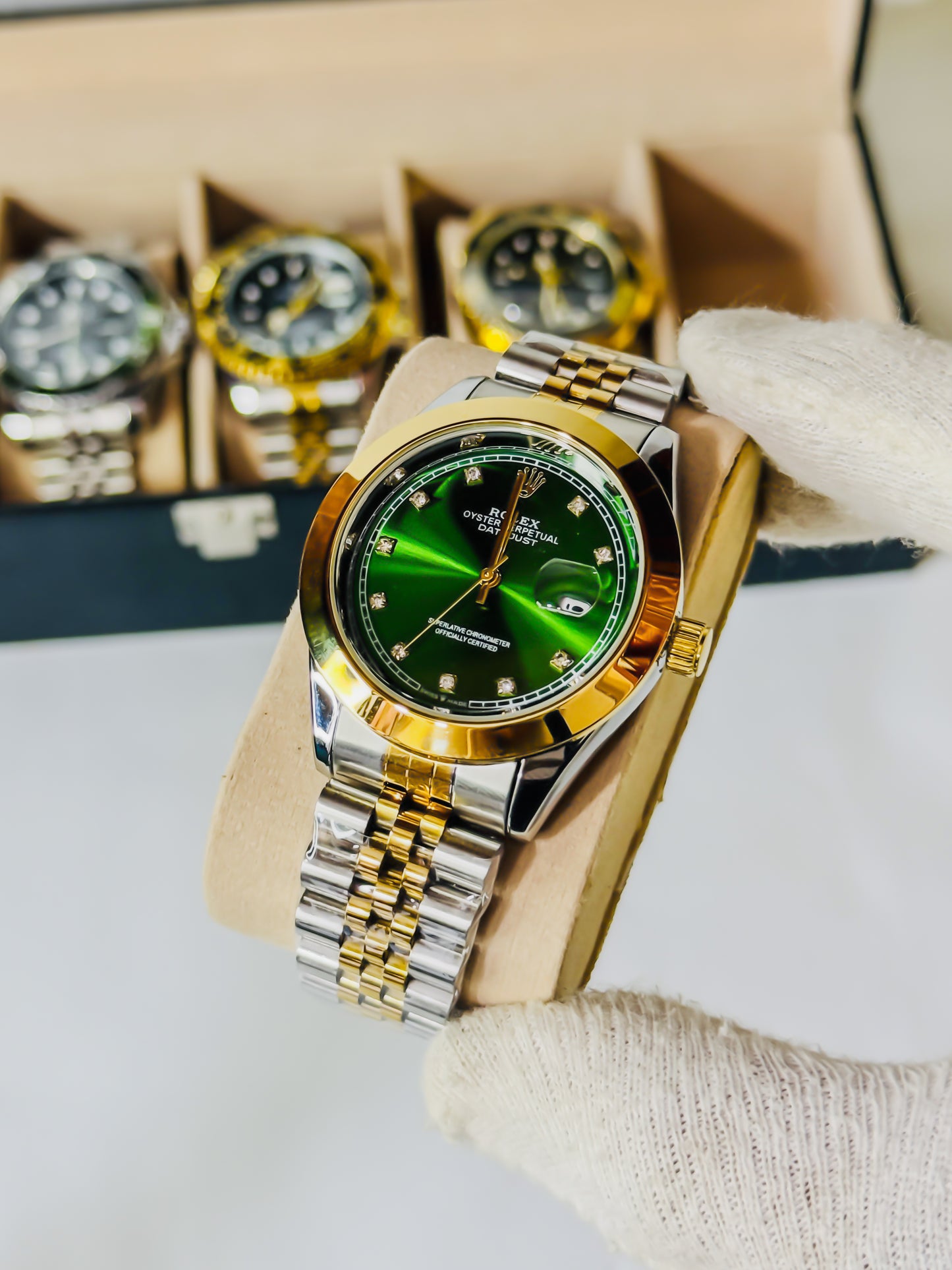 Date Just - Green & Golden Edition