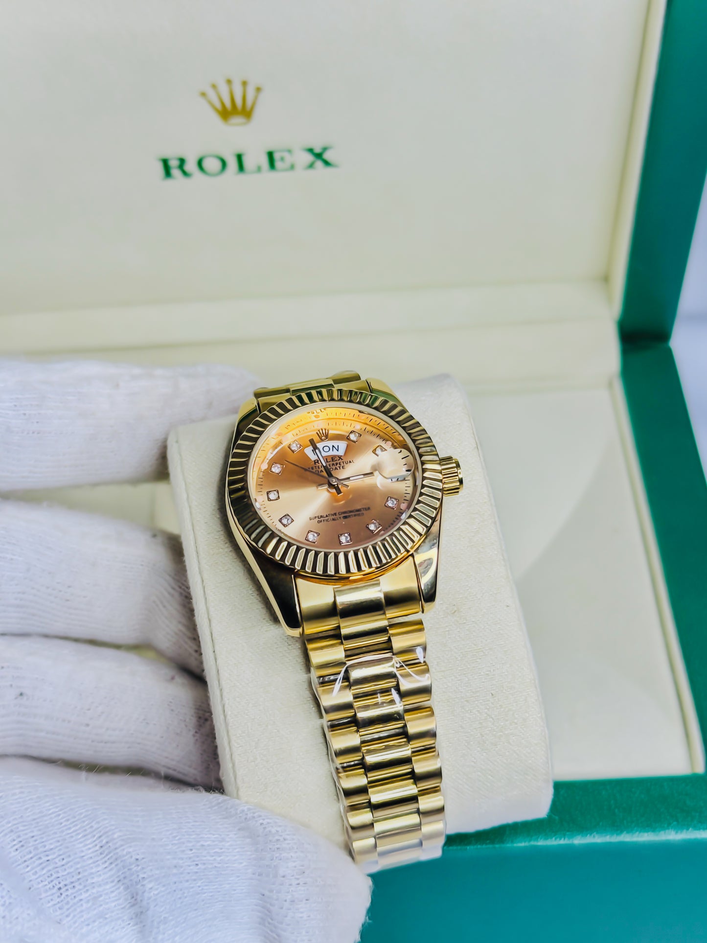 Rolex Royale Day - Date | Golden Female Edition