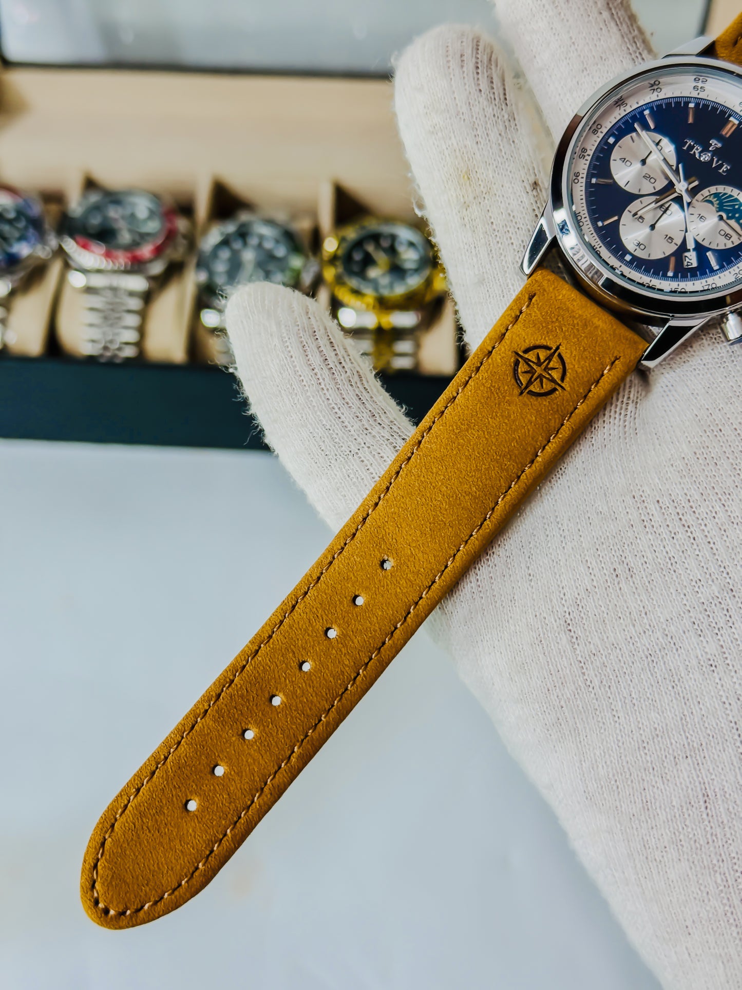 Trove Original - Moon Face Leather Edition
