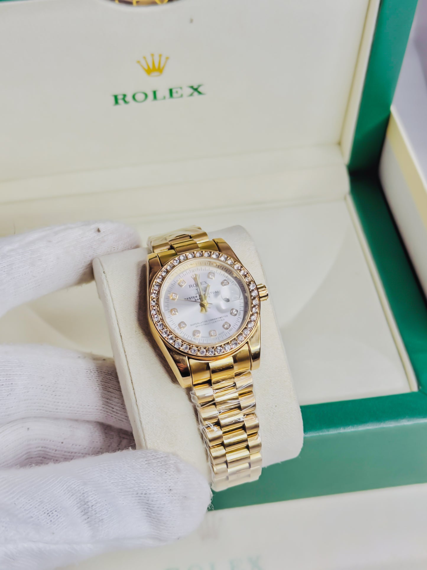 Rolex Royale Day - Date | Golden Diamond Bezel Female Edition