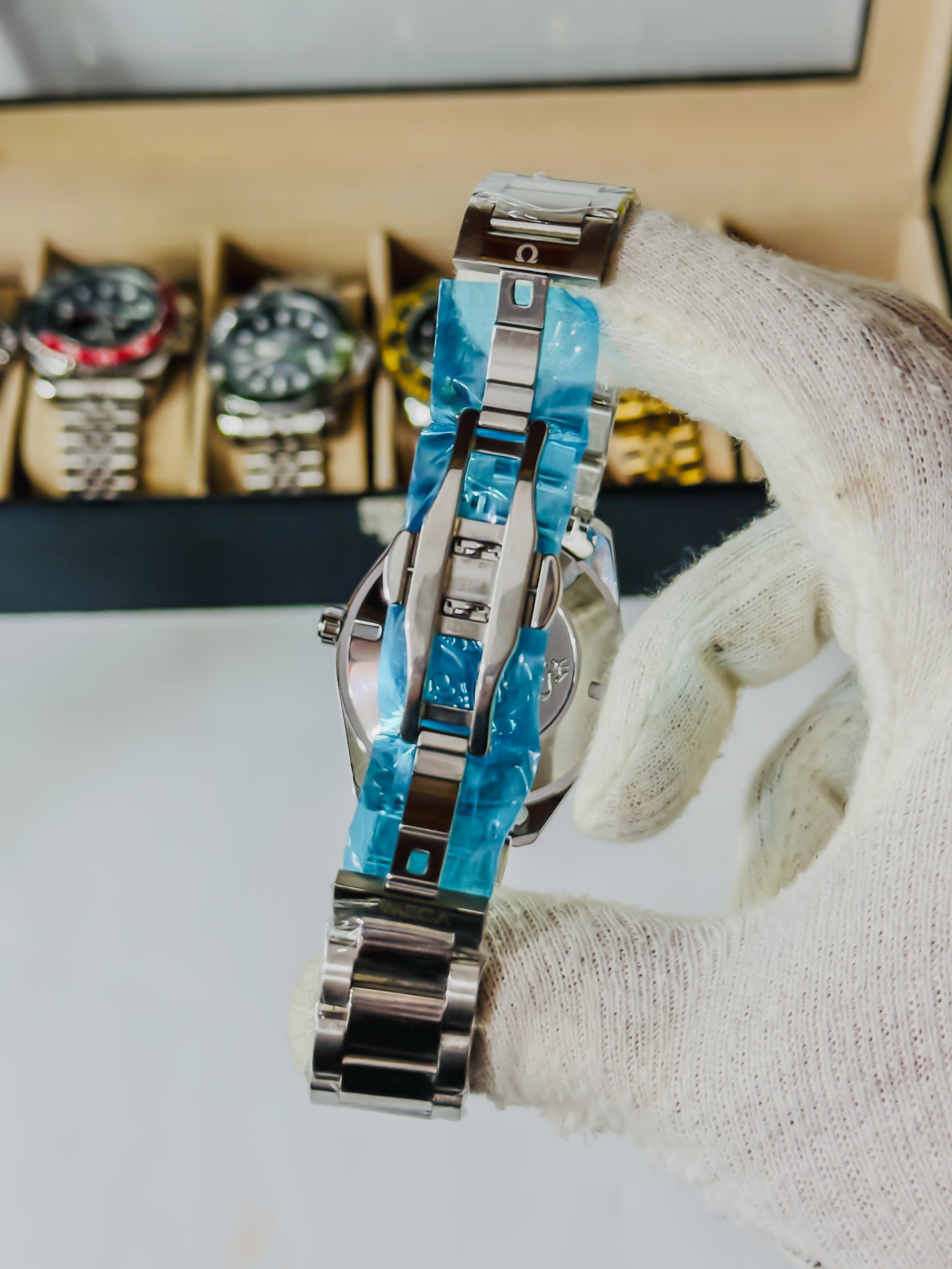 Omega Premium Silver Edition
