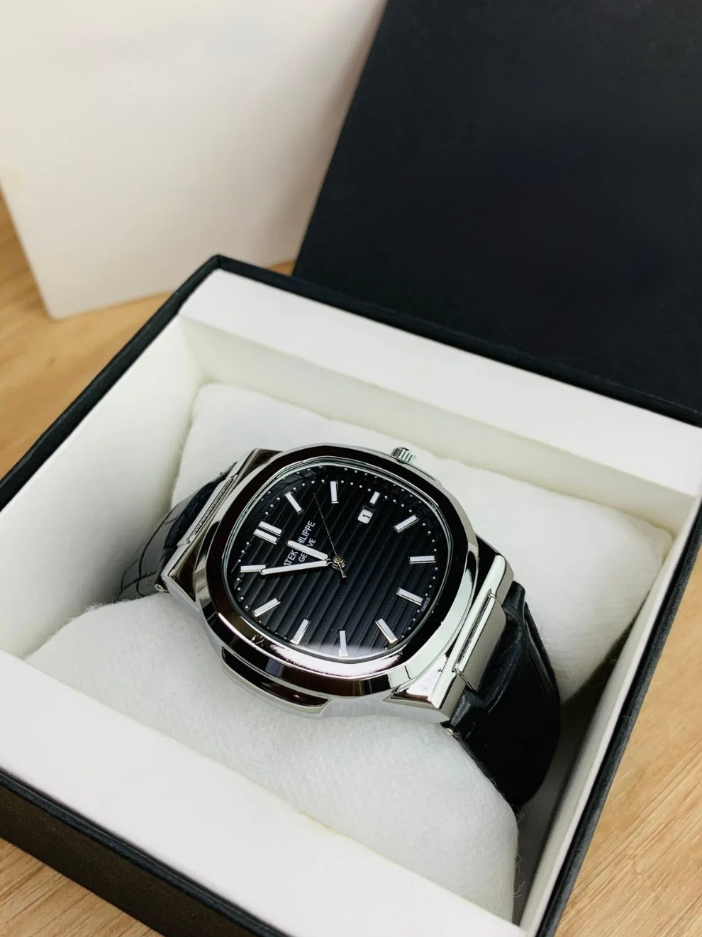 PP– Black Silver Leather Edition