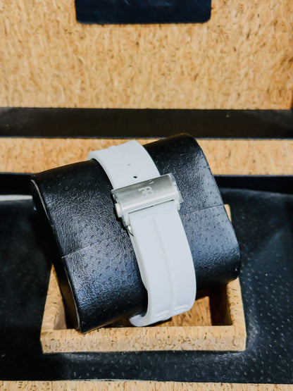 Jacob&Co Bugatti Chiron Sapphire Edition – Transparent Red & White