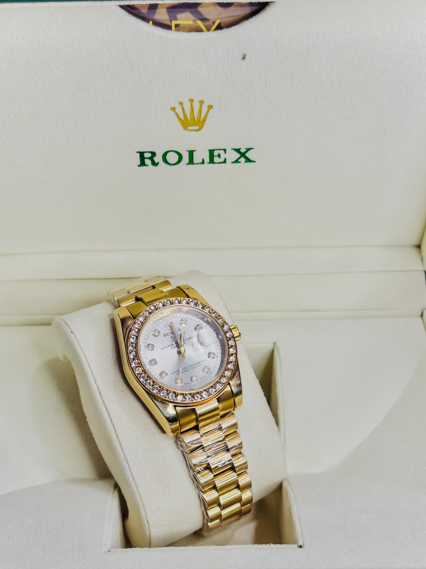 Rolex Royale Day - Date | Golden Diamond Bezel Female Edition