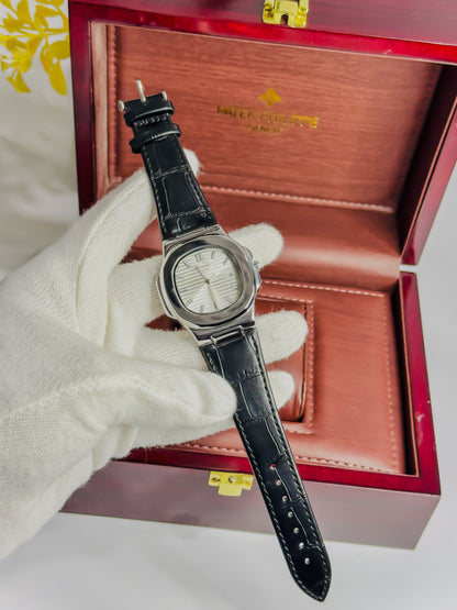 Universe Point Premium Silver - Black Strap Edition