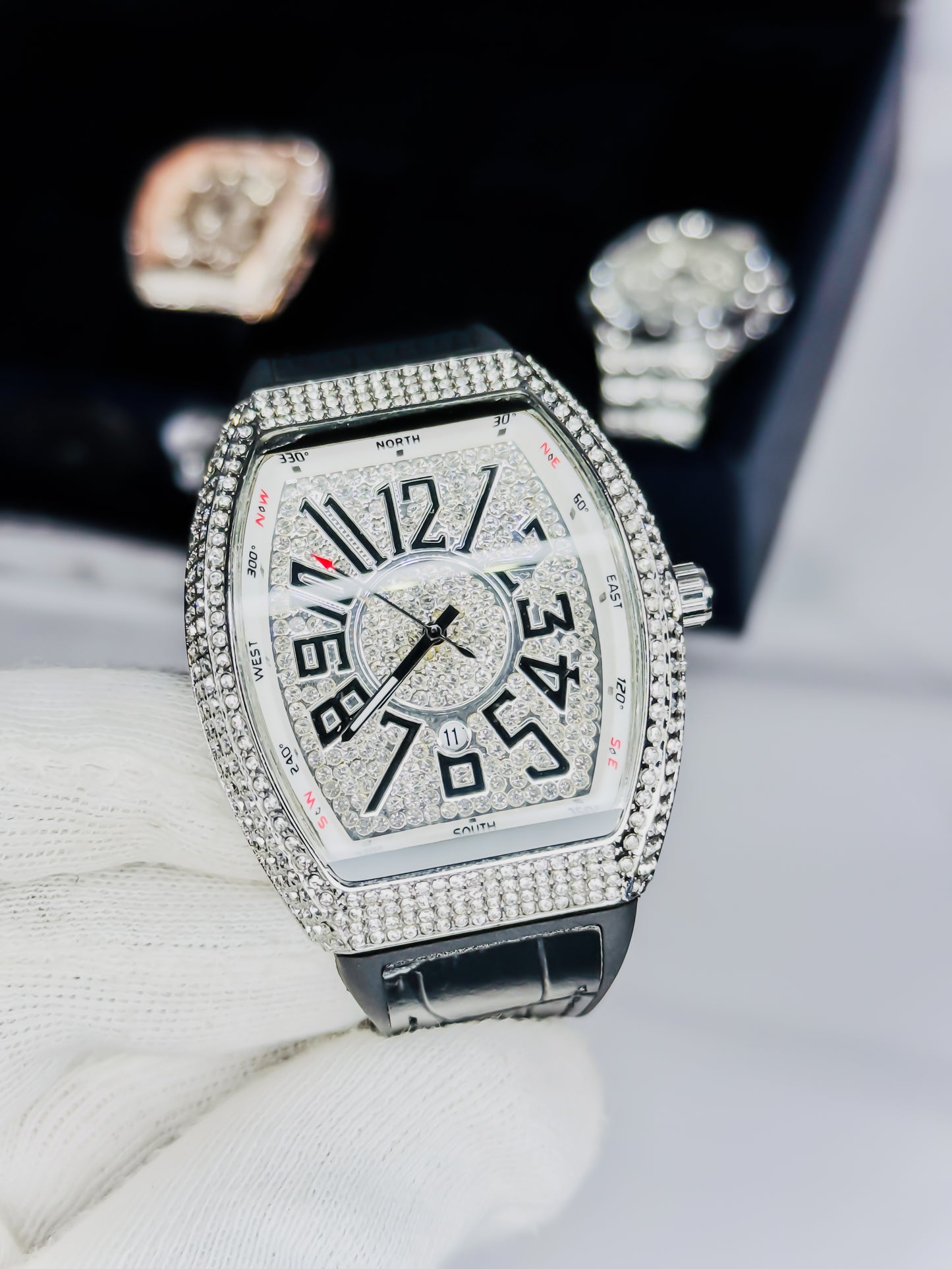 Franck Muller Premium - White Stone Edition