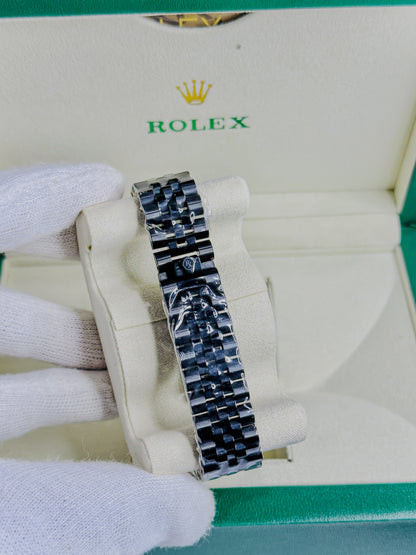 Royale Date Just - Black Roman Dial