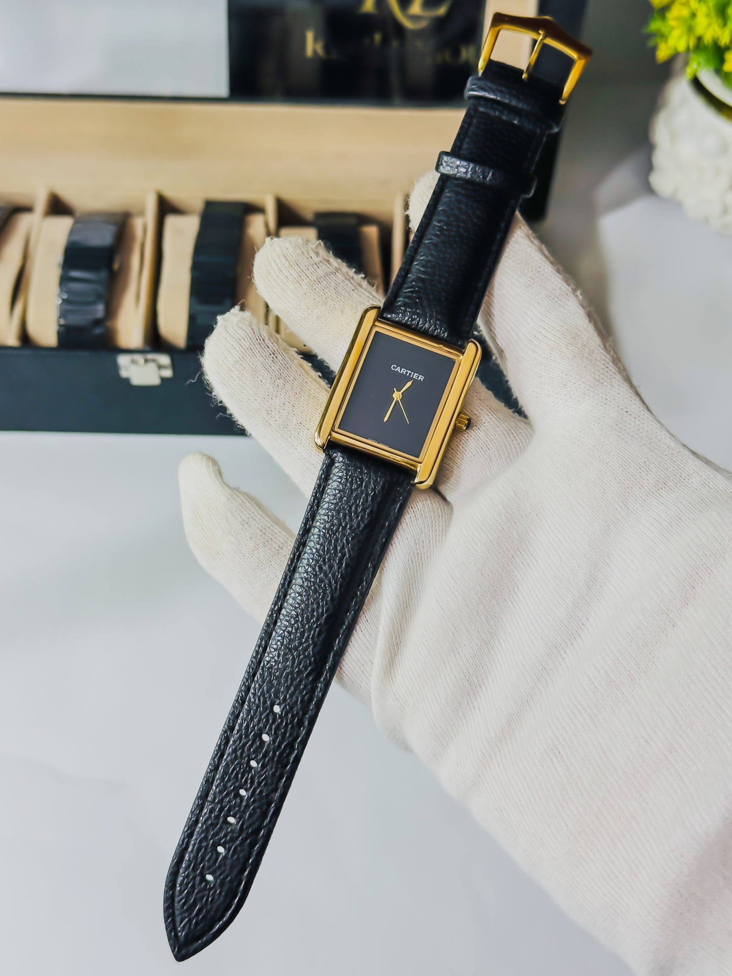 Old Money Tank Watch - Black Leather Edition