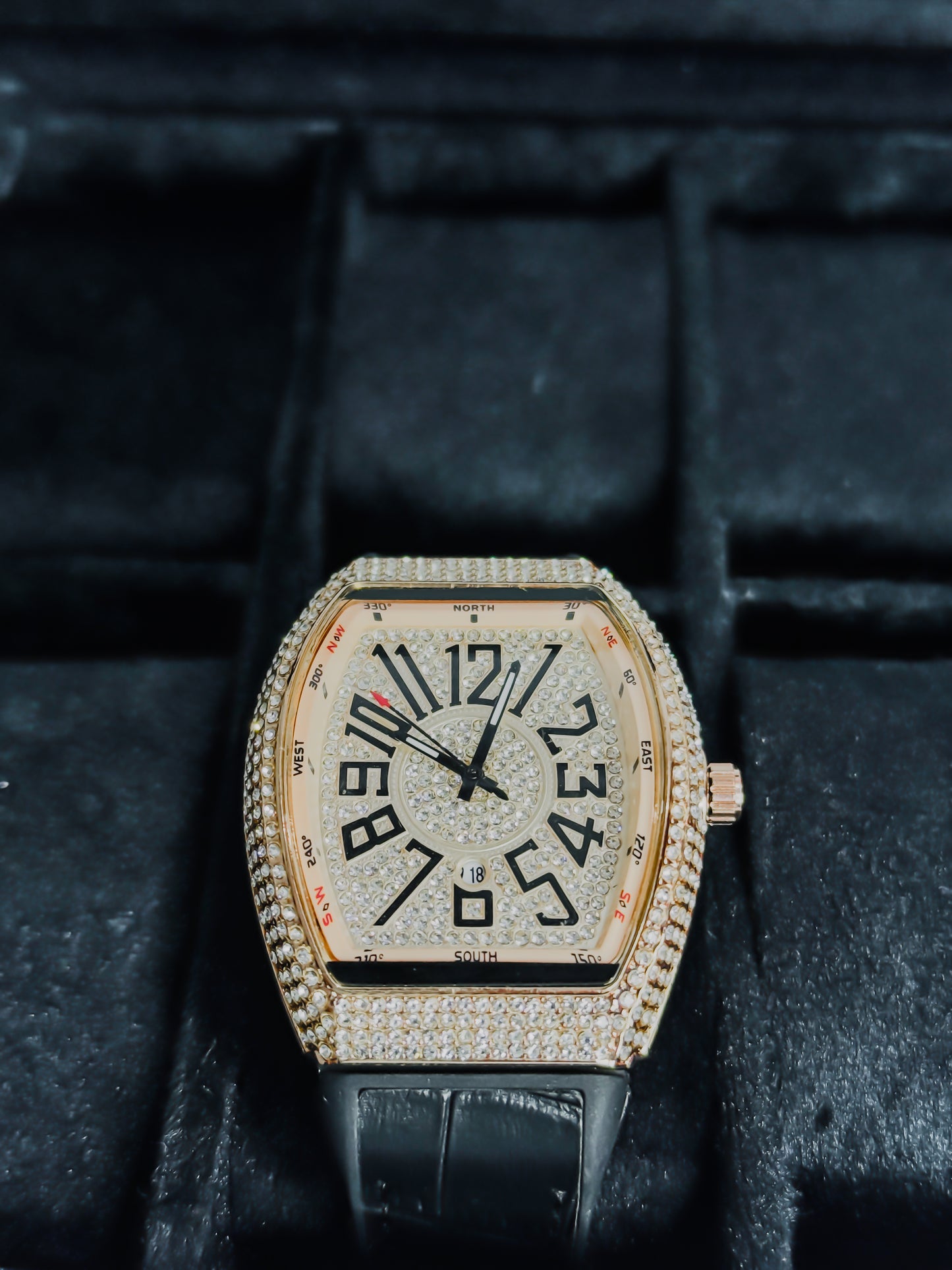 Franck Muller Premium - Black & Rose Gold Stone Edition