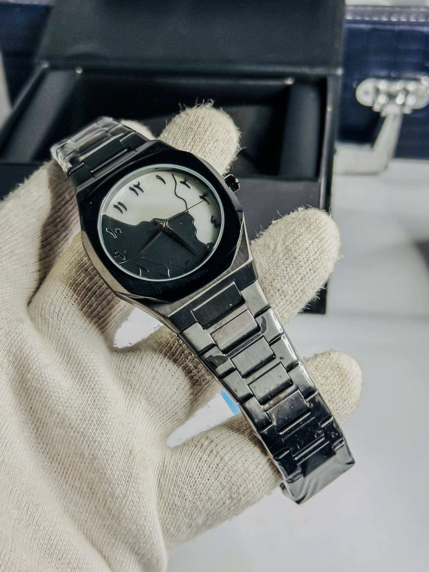 Stainless Steel Arabic Aura - Dual Black & White Dial