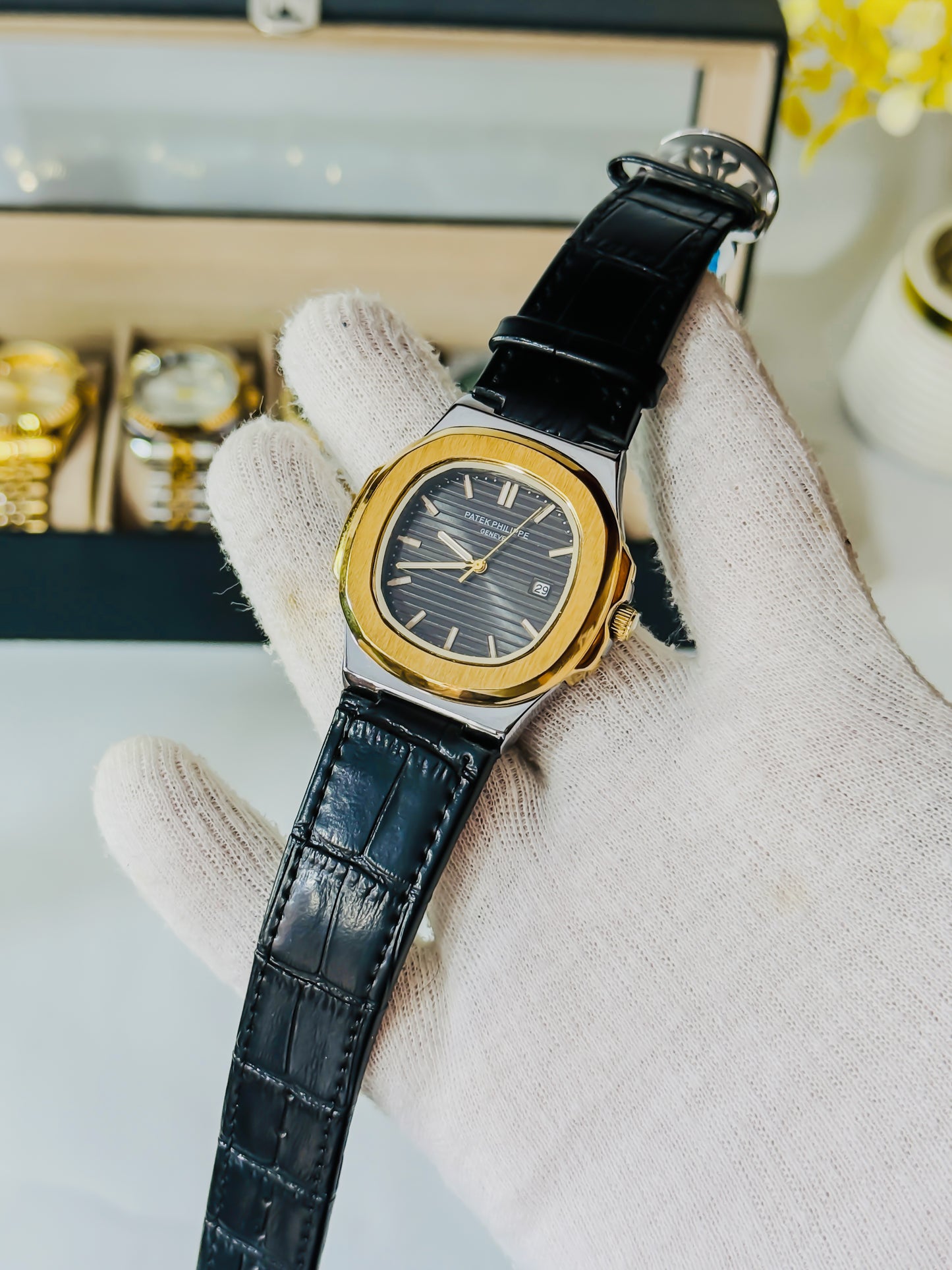 PP Two Tone Dial - Black Leather Edition